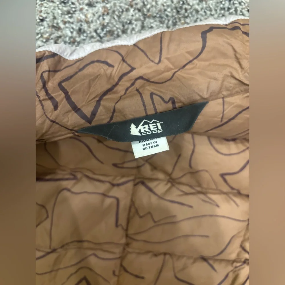 REI CO-OP 650 Lilac light purple Quilted Puffer women’s medium Jacket - used - Picture 8 of 8